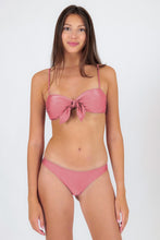 Cargar imagen en el visor de la galería, Model Front: Rio De Sol Haut Top Shimmer-Confetti Bandeau-Knot
