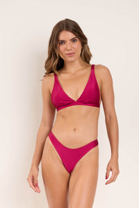 Model Front: Rio De Sol Haut Top Shimmer-Desejo Alba