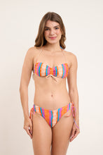 Cargar imagen en el visor de la galería, Model Front: Rio De Sol Haut Top Stripes Corine
