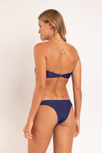 Cargar imagen en el visor de la galería, Model Back: Rio De Sol Haut Top Touch-Marinho Sara
