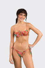 Cargar imagen en el visor de la galería, Model Front: Rio De Sol Haut Top Tropics Balconet-Tie
