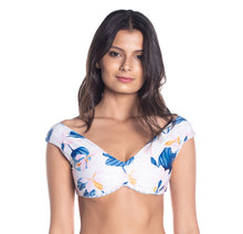 Cargar imagen en el visor de la galería, Model Front: Saha Haut Top Aurora Floral Sweetness
