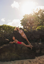 Cargar imagen en el visor de la galería, Set Pua-Hibiscus Kauai Kaleia
