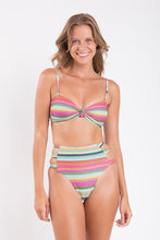 Cargar imagen en el visor de la galería, Set Supercolor Bandeau-Joy Highwaist-Spin

