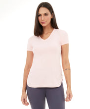 Cargar imagen en el visor de la galería, T-Shirt Skin Fit Alongada Gola V Rosa Respire
