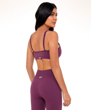 Cargar imagen en el visor de la galería, Top Sem Costura Essential Roxo Wine
