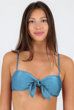 Cargar imagen en el visor de la galería, Top Shimmer-Baltic-Sea Bandeau-Knot
