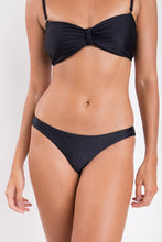 Cargar imagen en el visor de la galería, Top Touch-Black Bandeau-Crispy
