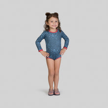 Cargar imagen en el visor de la galería, Model Front: Uv Line Maillot De Bain Bébé Macaquinho Baby Listras Upf50+
