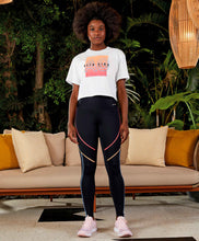 Load image into Gallery viewer, Hyper Galoes E Bolso Preto Leggings
