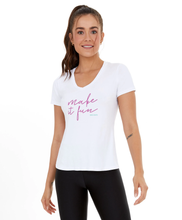 Cargar imagen en el visor de la galería, T-Shirt Skin Fit Make It Fun Branco Optico
