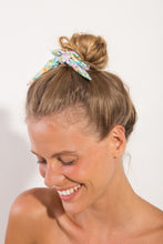 Cargar imagen en el visor de la galería, Tiny-Garden Scrunchie
